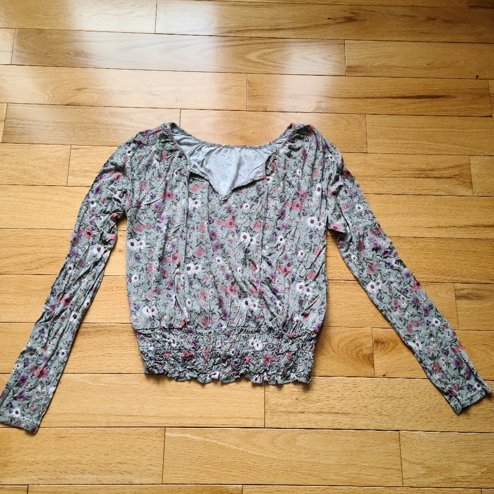 New American Eagle Soft & Sexy Long Sleeve Crop Top